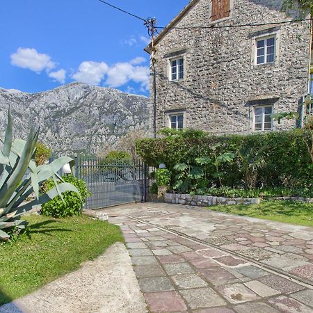 Apartments Ivanovic Kotor Exteriör bild
