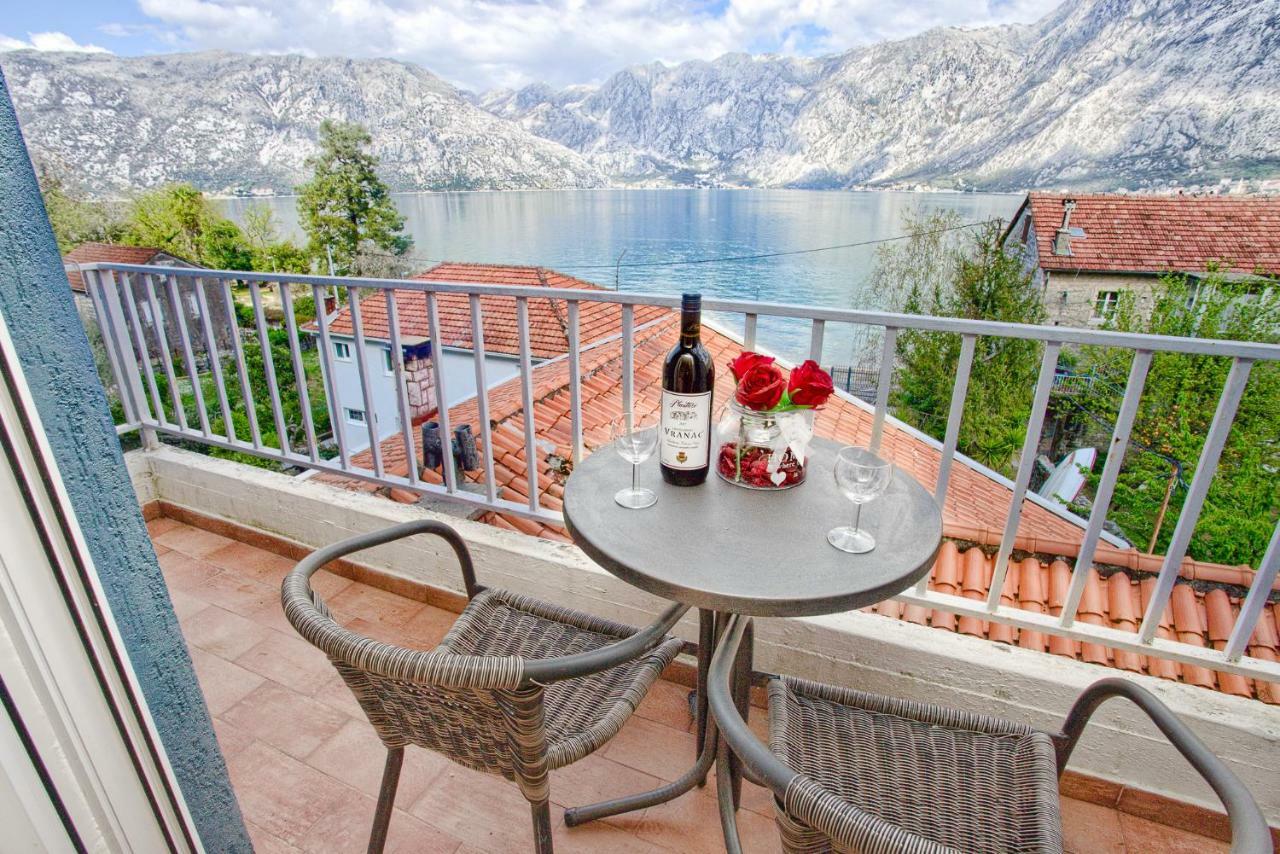 Apartments Ivanovic Kotor Exteriör bild