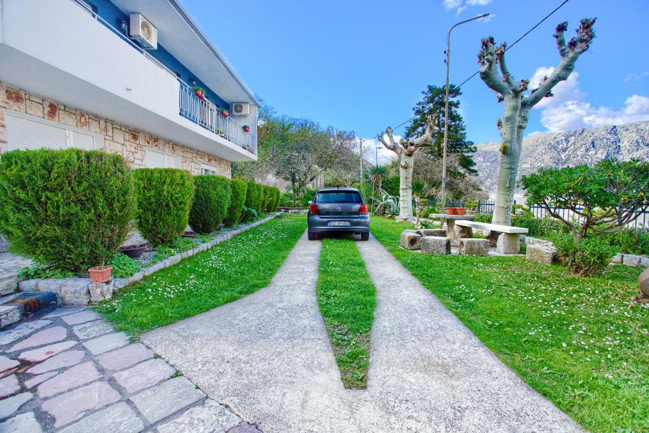 Apartments Ivanovic Kotor Exteriör bild